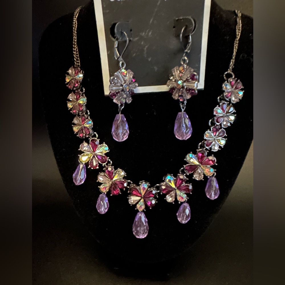 Carol Dauplaise Purple stone Necklace and earring set NWT - Picture 1 of 3